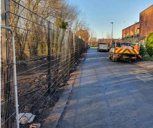 New fencing Network Rail