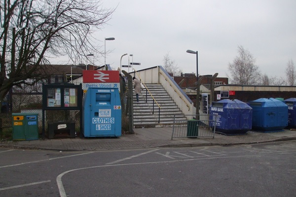 petts-wood-station-west-entrance