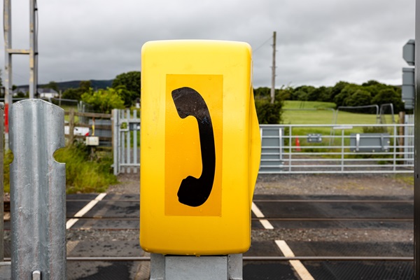 rural-level-crossing-with-phone-box