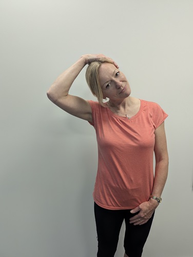 neck-side-flexion-to-right
