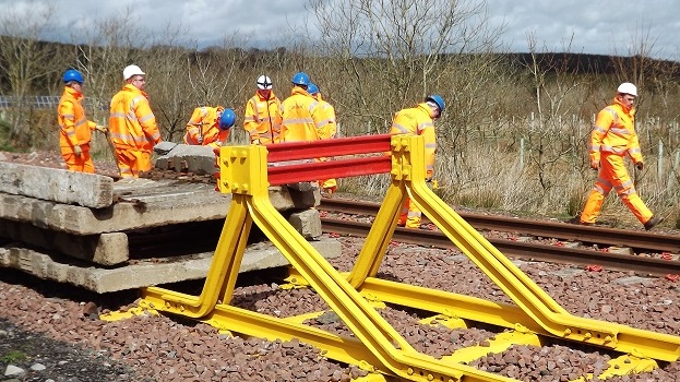 QTS trackworkers 